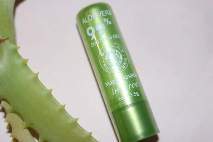 Бальзам для губ алоэ. Бальзам для губ Aloe Vera 99%. Бальзам для губ Aloe Vera 99% Magic Lip. Бальзам для губ Aloe Vera 92% ti.