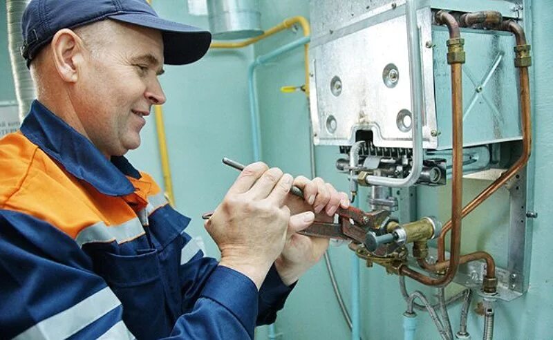 Слесарь газовой службы. Слесарь газового оборудования. слесарь по газовому оборудованию. слесарь по ремонту газового оборудования. слесарь вдго.