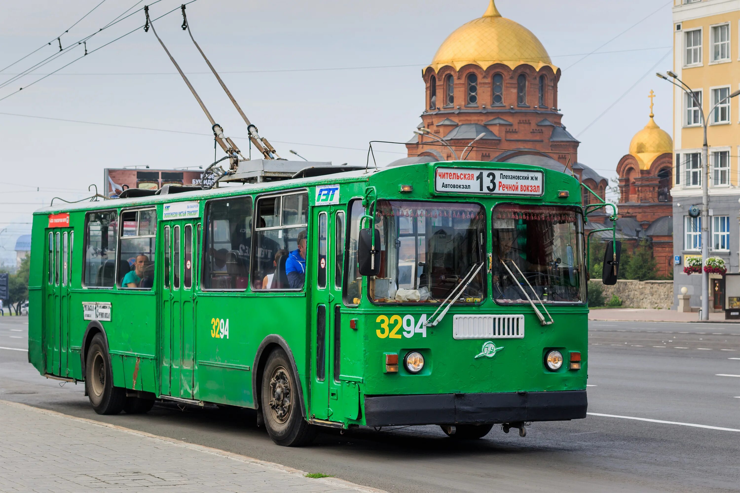 Сайт транспорт новосибирска. ЗИУ-9 троллейбус Новосибирск. Троллейбус ЗИУ 682. Троллейбус 1189 Новосибирск. ЗИУ 682 Новосибирск.