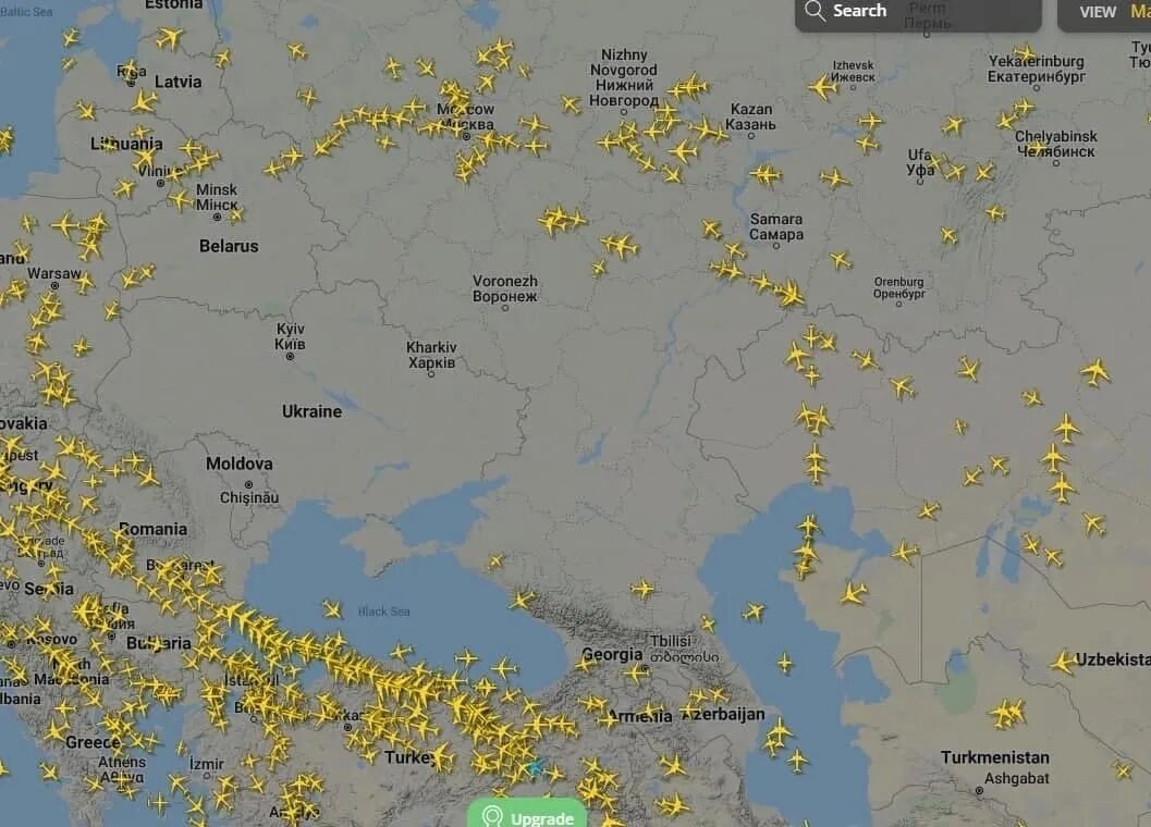 Польша закрыла воздушное пространство. Воздушное пространство над украиной. карта самолетов в небе. карта полетов над украиной.