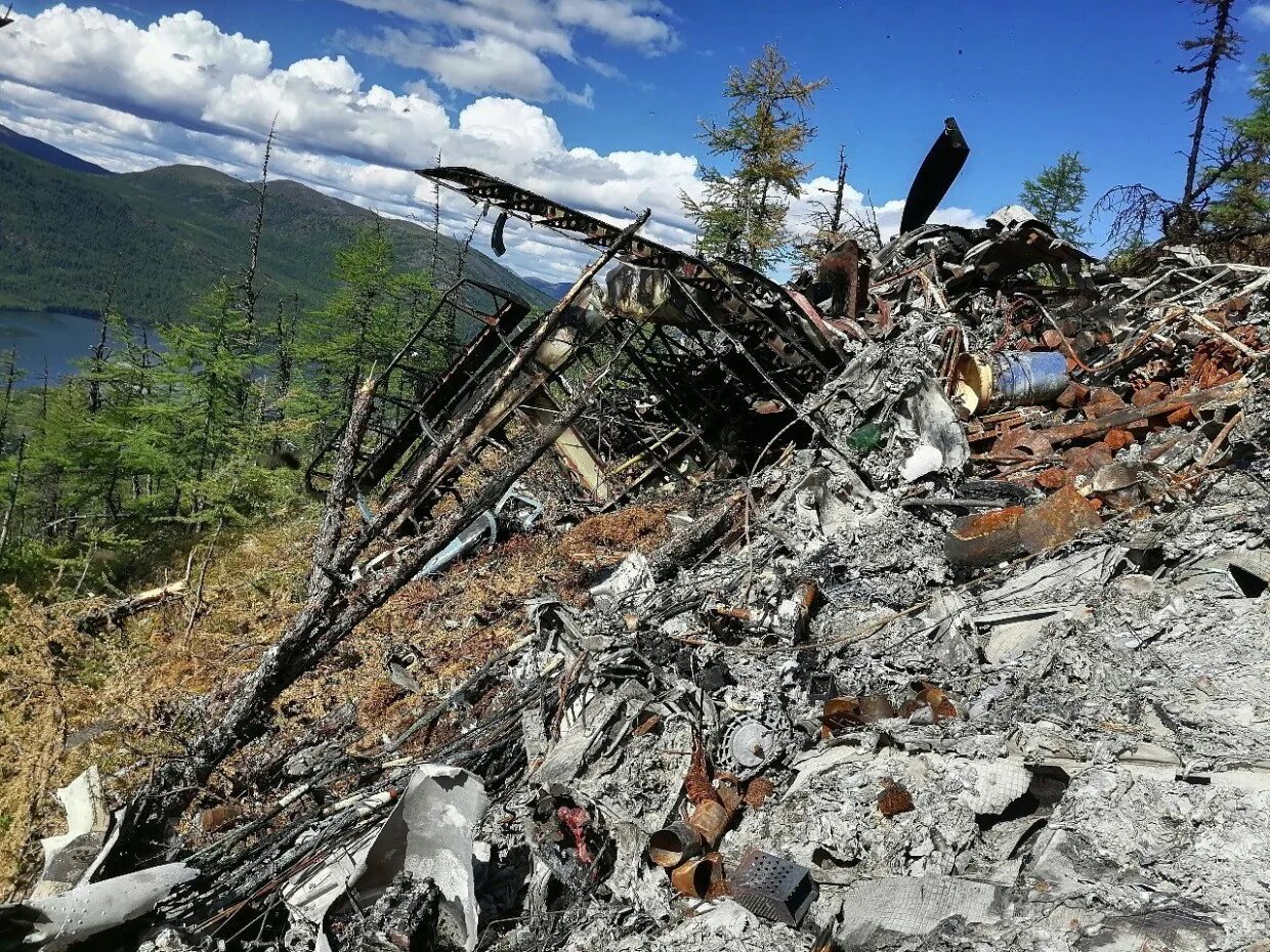 Инцидент с самолетом ил 22. Ил76 самолет катастрофа под рязанью. Авария ан-28 в томской области. Авария ан-28 в томской области. Ил76 самолет катастрофа под рязанью.