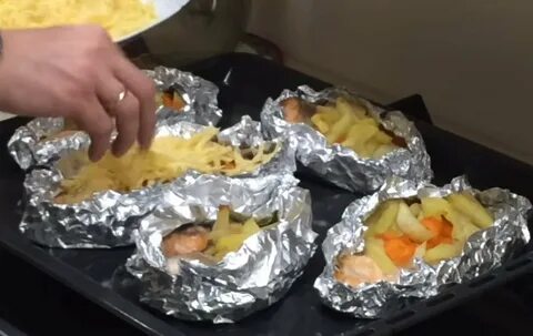 С форели в фольге с сыром