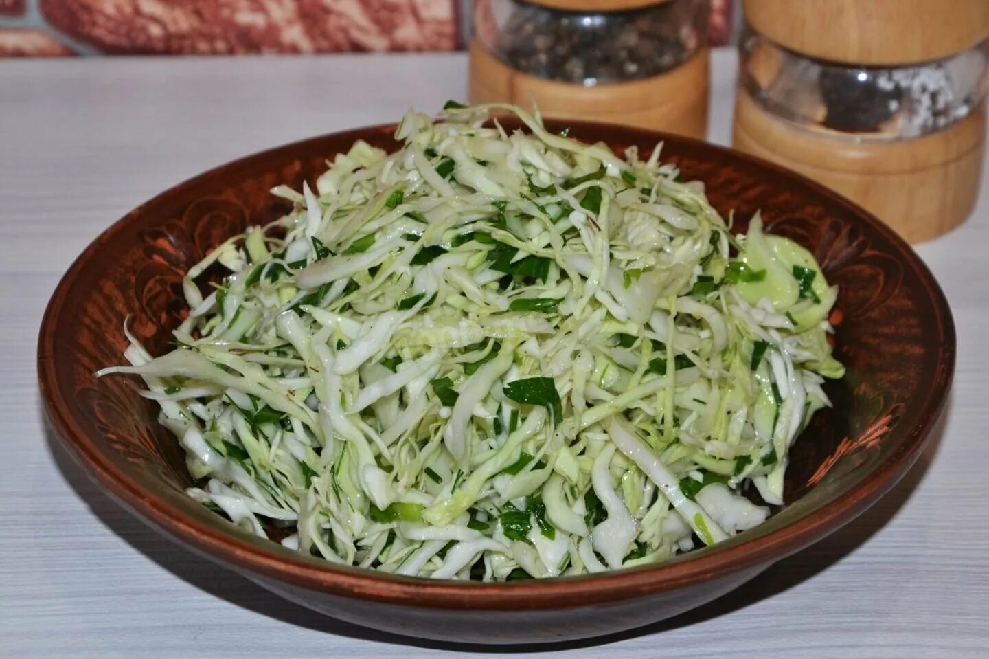 Рецепт свежая капуста с огурцом