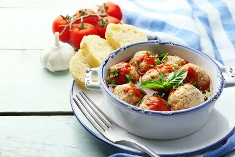 Вкусный ужин с овощами