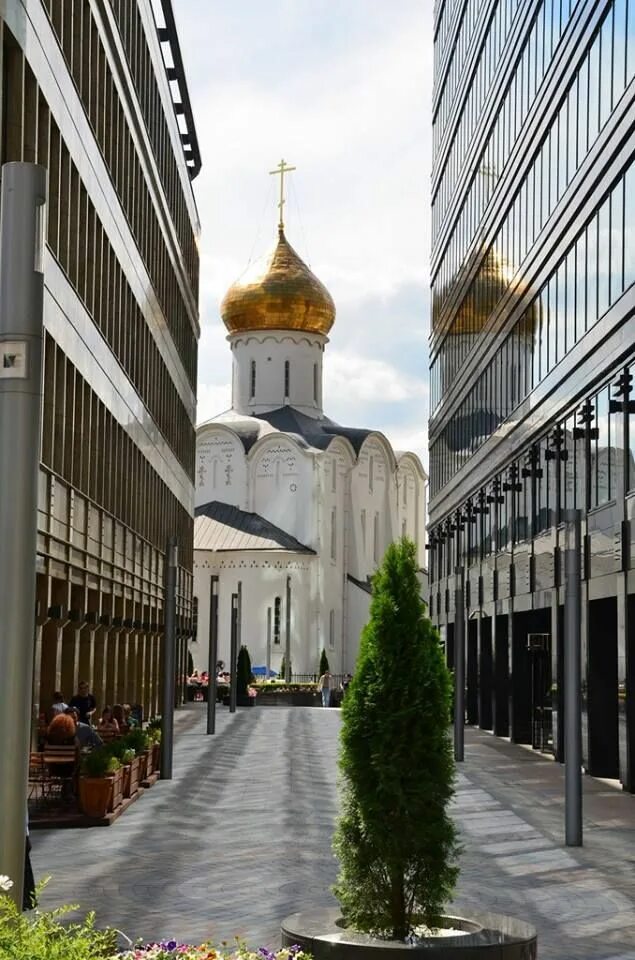Храм между. Старообрядческий храм николы чудотворца у тверской заставы. храм чудотворца у тверской заставы белая площадь. метро белорусская старообрядческая церковь. храм старообрядцев метро белорусская.