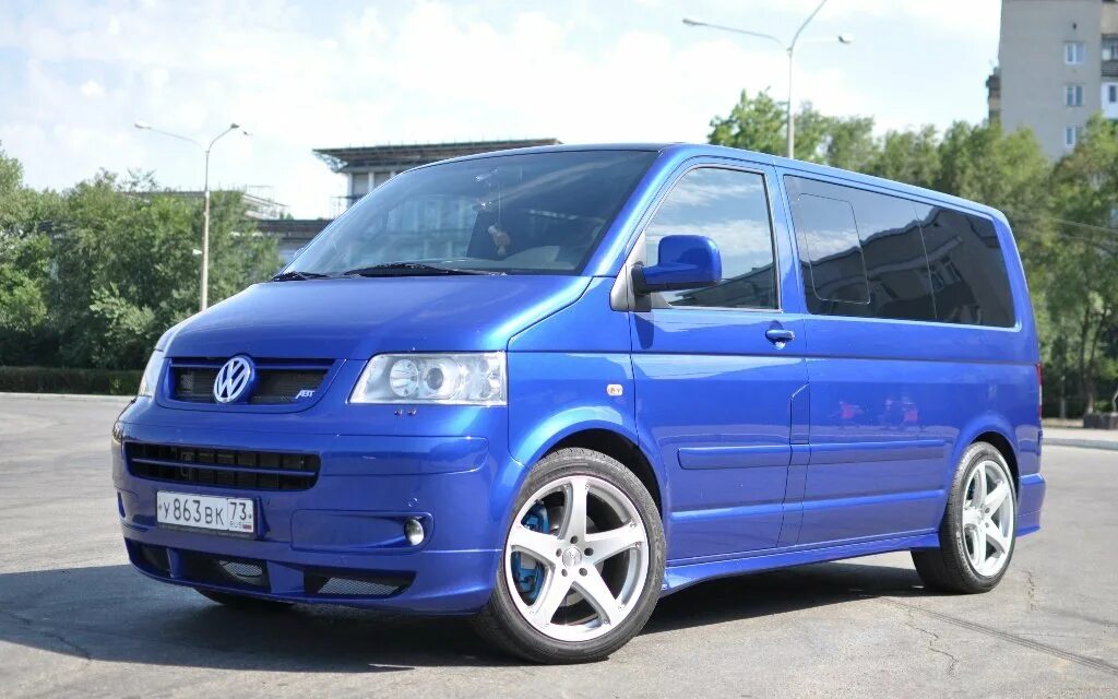 Мультивен t5. Фольксваген т5 Мультиван. Multivan t5 2008. VW Multivan t5.