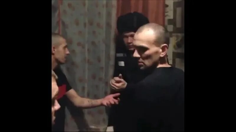 осужденный оскорбил осужденного