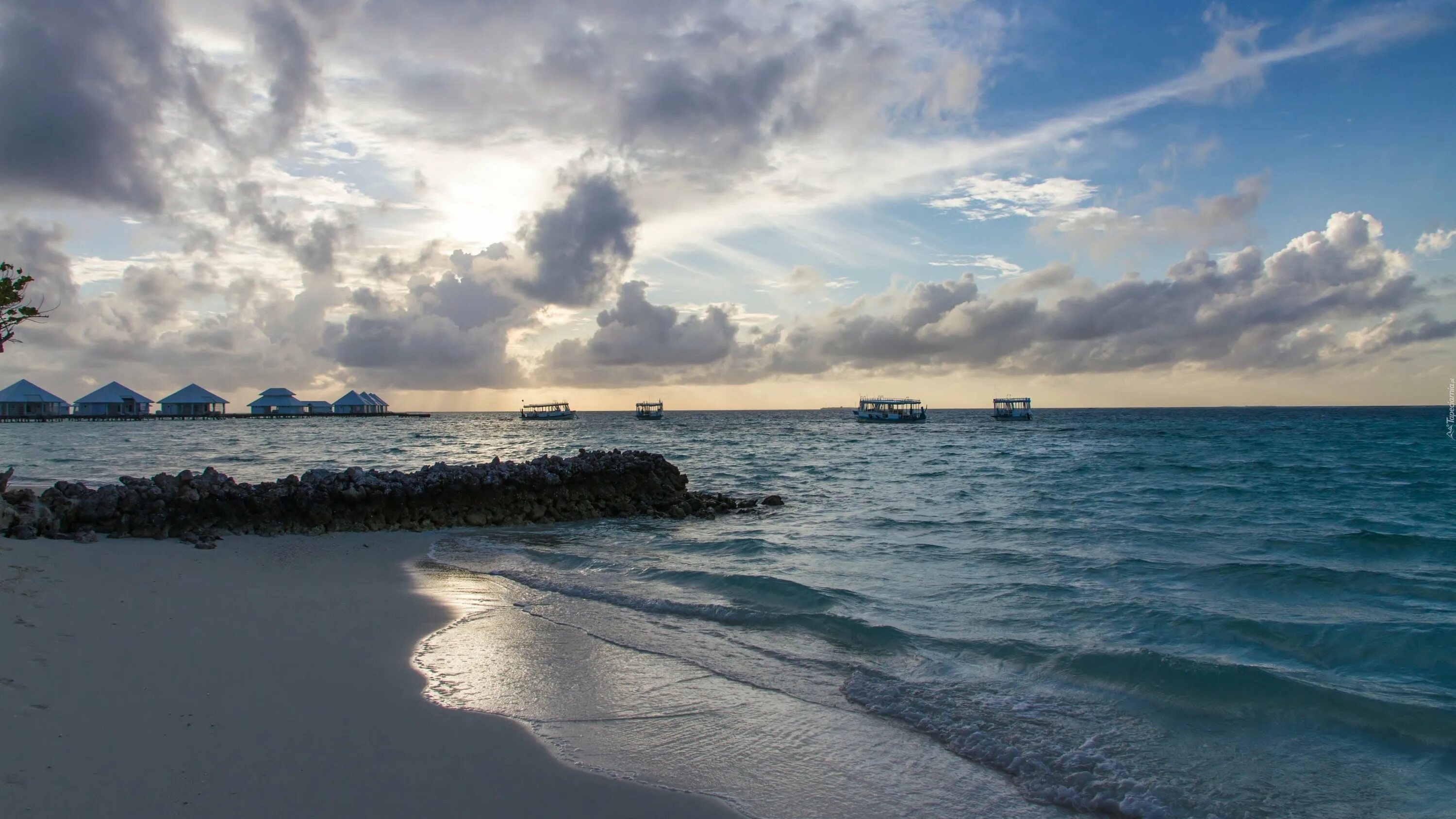 включи 4 моря. побережье океана. включить море. черно море. четыре моря.