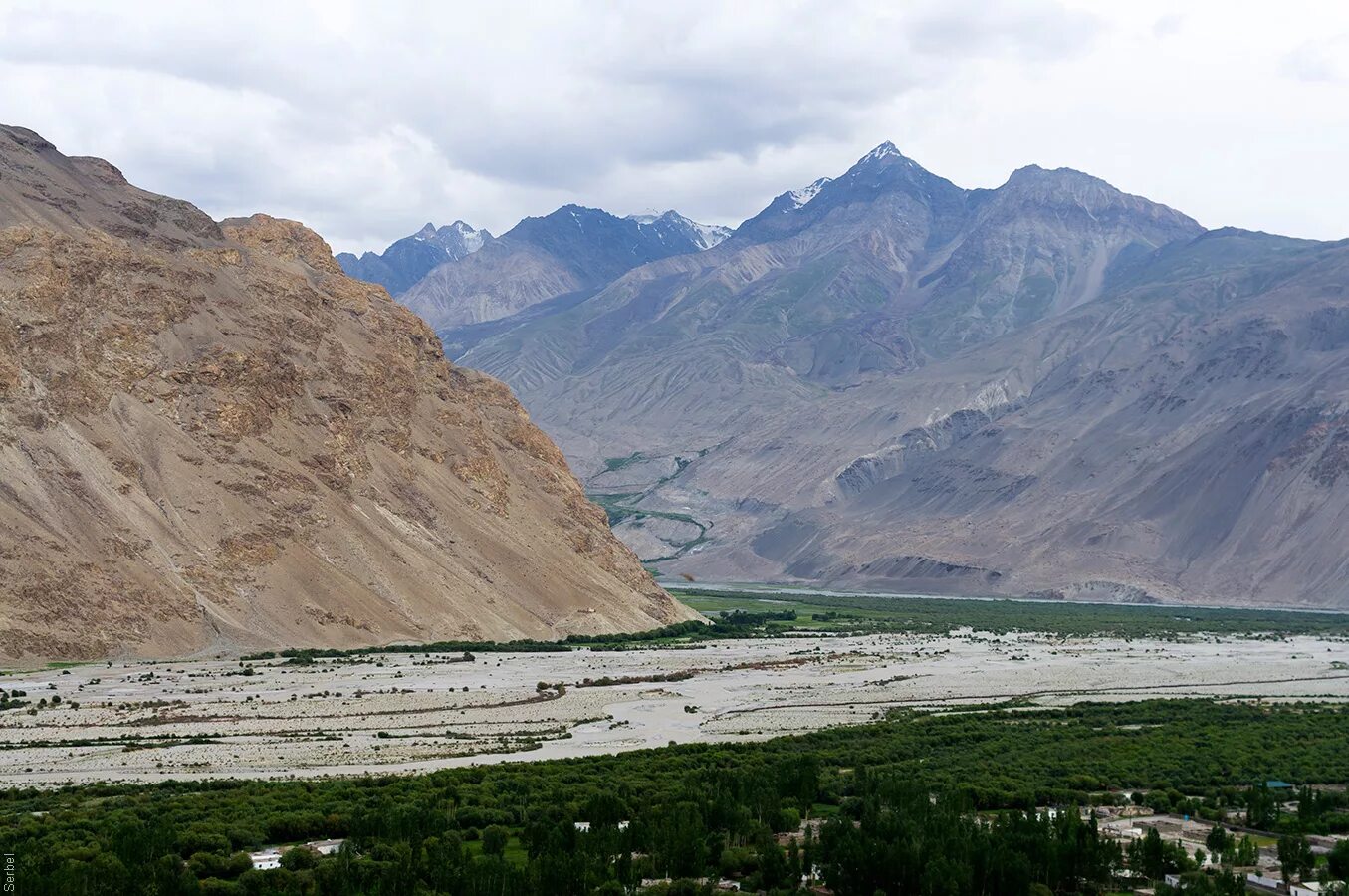 15 препаратов кишлак тест. Таджикистан деревня долина. 15 препаратов кишлак тест. Памир лангар. Кишлак шидз таджикистан.
