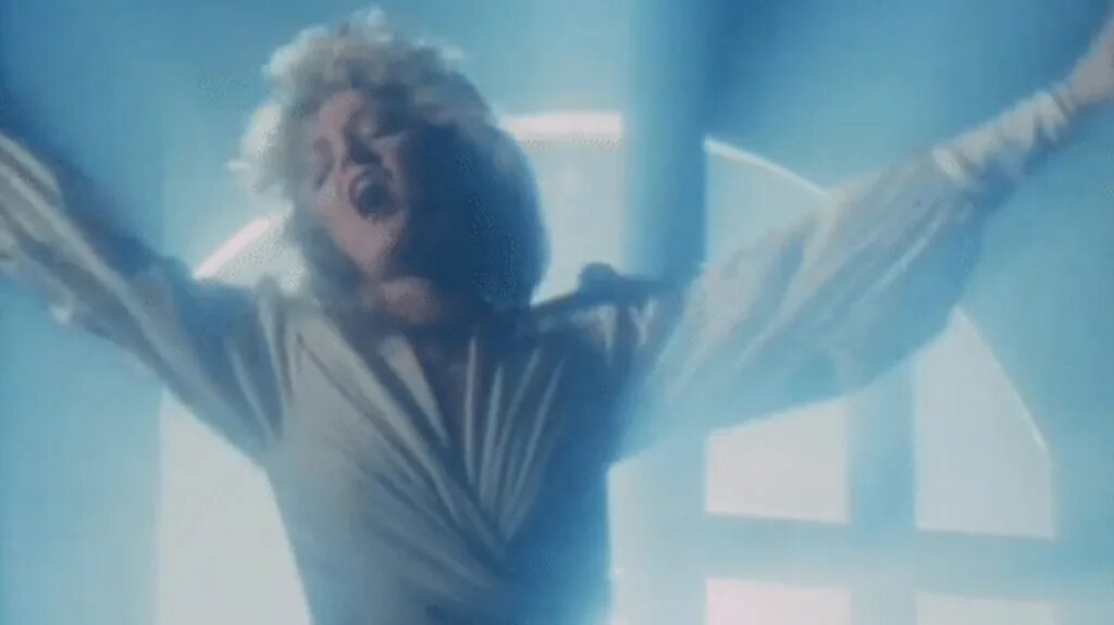 Total eclipse of the heart на русском. Bonnie tyler total eclipse of the heart. .bonnie tyler - &quot;total eclipse of the heart&quot;... 1983 фото.