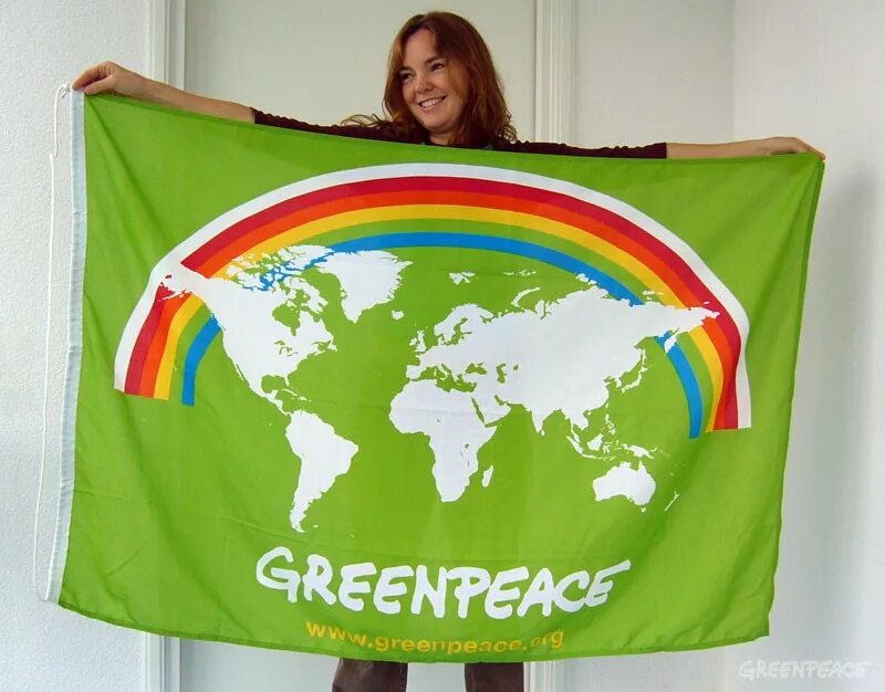 Гринпис. Greenpeace флаг. Гринпис логотип. Флаг Гринпис в России. 3 greenpeace