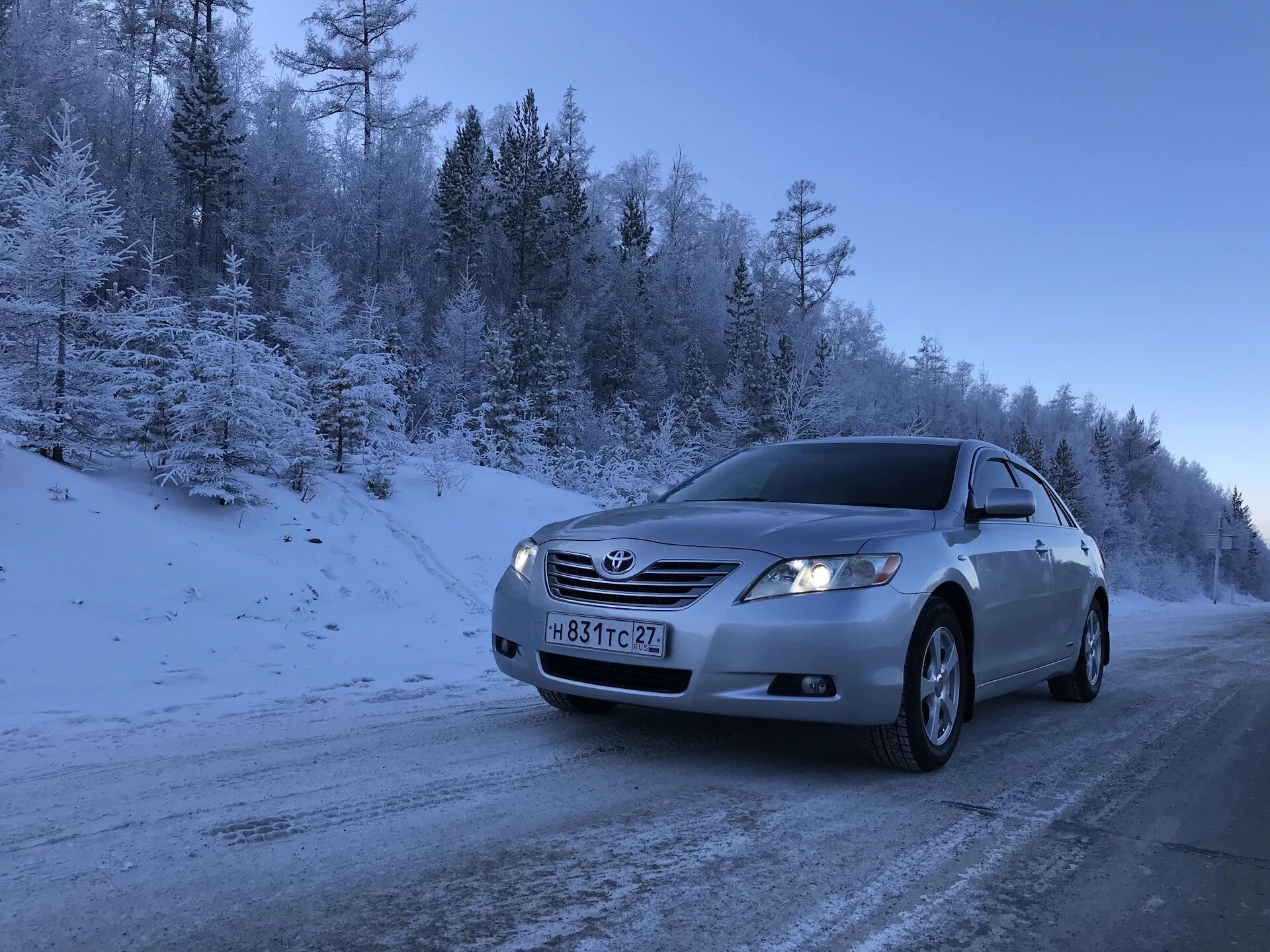 Дром ру камри. Тойота Камри 40 зима. Тойота Камри 40 зимой. Toyota Camry 4.4 зимой. Camry xv40 Winter.