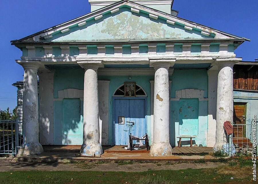 Погода колбино репьевского. Никольский храм село Колбино. Храм Николая Чудотворца в Колбино Воронежской области. Церковь в Колбино репьёвского района. Храм села Истобное Репьевского района Воронежской области.