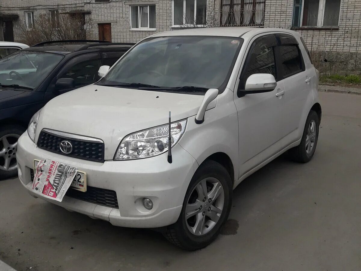 Продажа тойота раш. Toyota Rush 2011. Тойота Раш 2011 года. Toyota Rush 2011 Новосибирск. Тойота руш 1998.