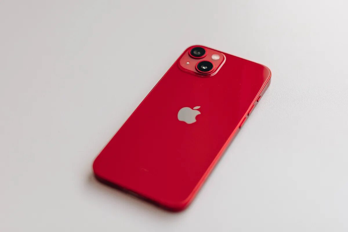 ✅ ➡ Купить Смартфон iPhone 13 256 ГБ (PRODUCT)RED в Ростове-на-Дону MLP63