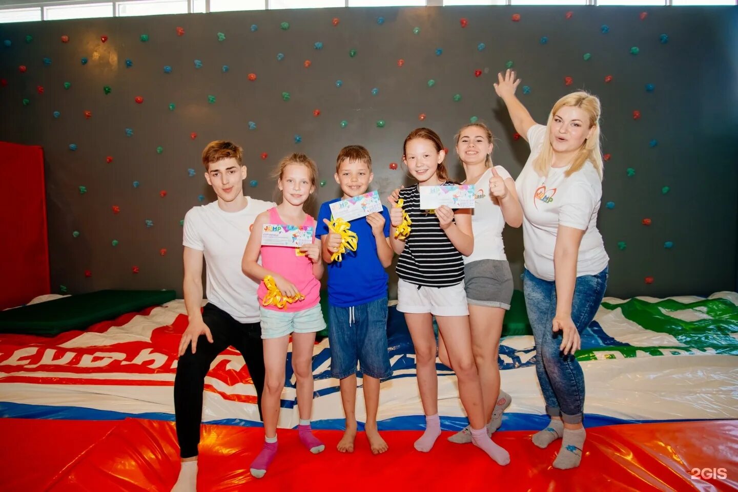 В облака таганрог. Батутный центр таганрог jump. батутный парк джамп таганрог. батутный центр облака таганрог. джампинг таганрог.