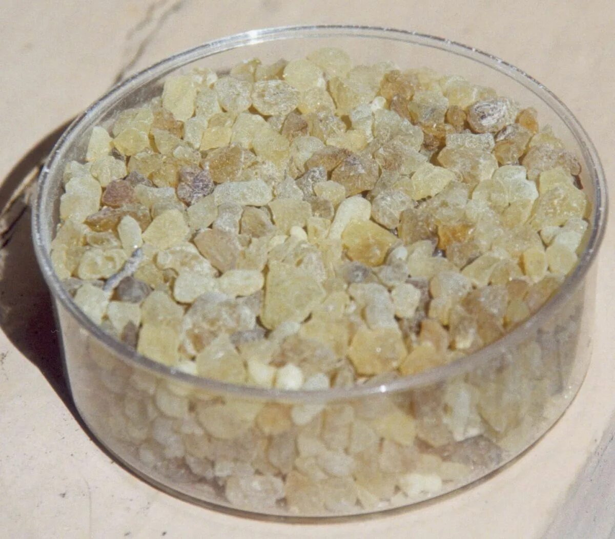 Ладан можно. Ладан олибанум. ладан boswellia extract. ладан даммар. олибанум кьяра.