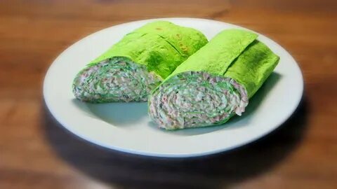 Рулет зеленый с сыром