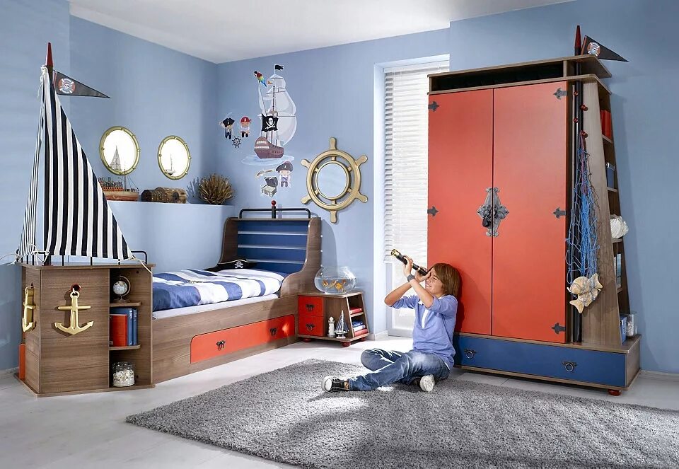 Разные комнаты для мальчика. Комната для мальчика. Детские комнаты для мальчиков. Морской стиль в интерьере. Детская мебель в морском стиле.