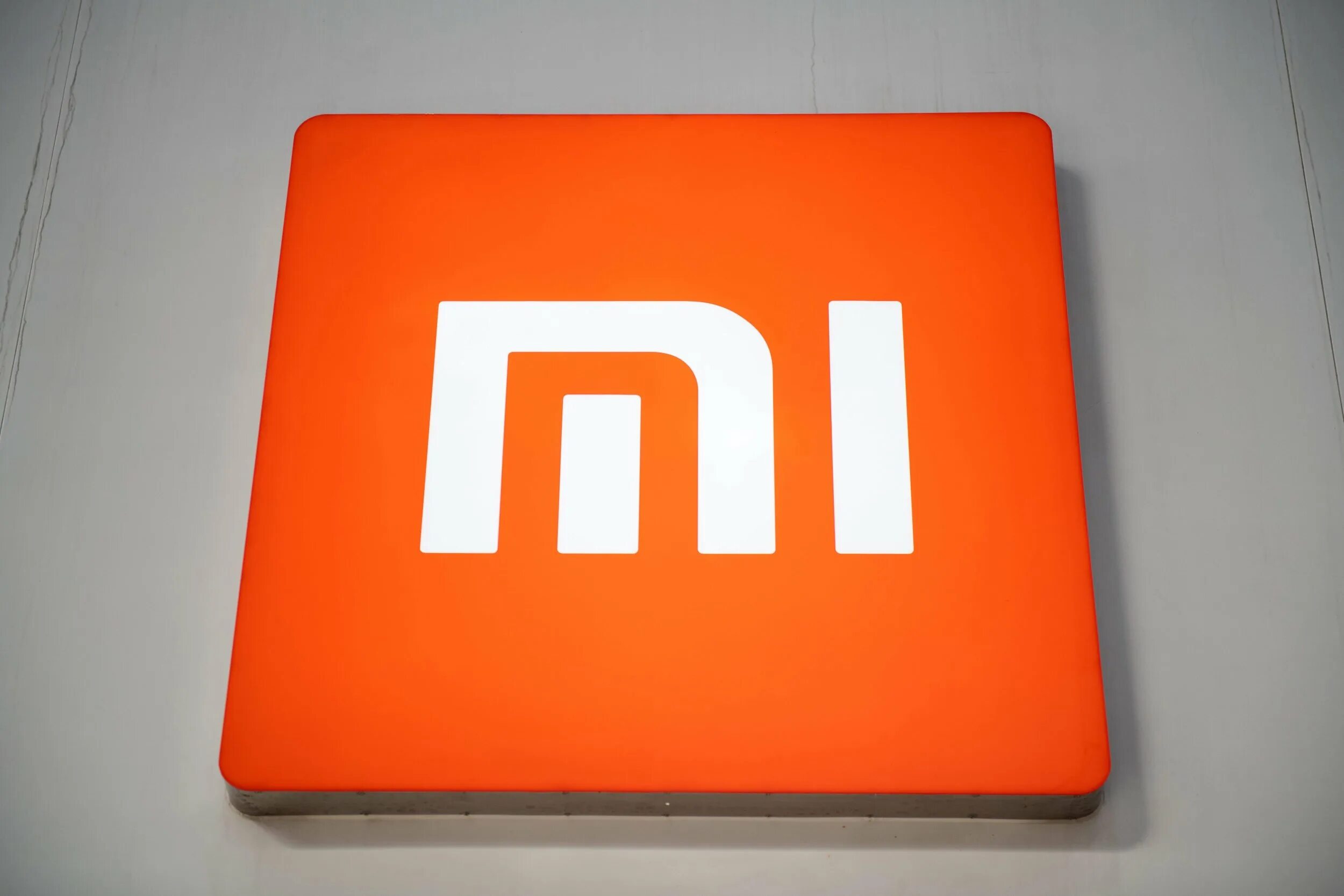 Xiaomi лого. Эмблема ксиоми фирма Xiaomi. Xiaomi logo 2021. Xiaomi logo 2022.