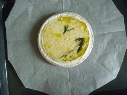 Можно ли запечь сыр бри