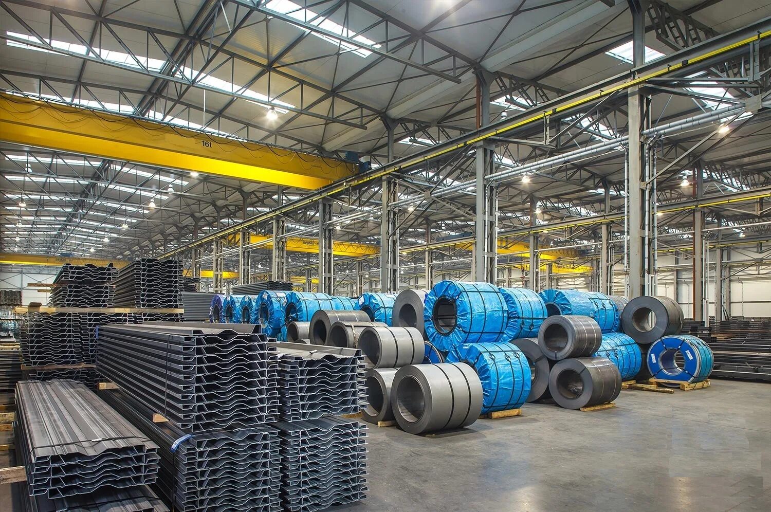 рулон стальной. прокат металла. Martensitic stainless steel. Nerjaveyka material. штрипс 40*3.