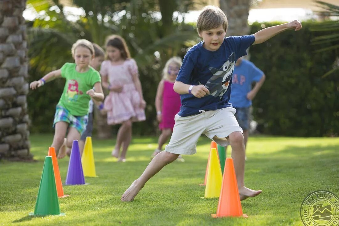 Фото activities. Outdoor activities. For outdoor activities. Рекреация в спорте. Мяч в игре!.