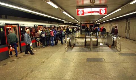 Работа метро пражская