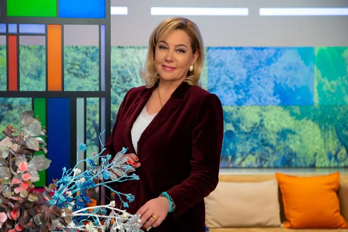 Телеведущая доброе утро первый. Ольга ушакова ведущий первого канала. Телеведущая доброе утро первый. Денис стойков утро россии 2015. Телеведущая программы екатерина стриженова.