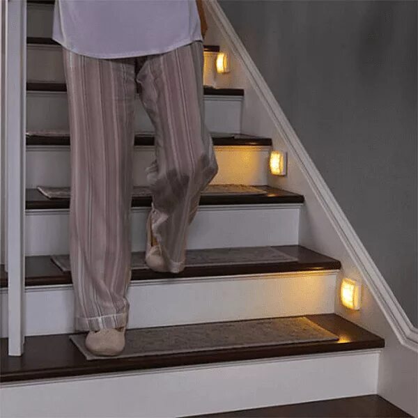 Датчик движения Stairs Light. Подсветка лестницы. Светильники для лестницы. Подсветка лестницы на ступенях. Подсветка для лестницы с датчиком