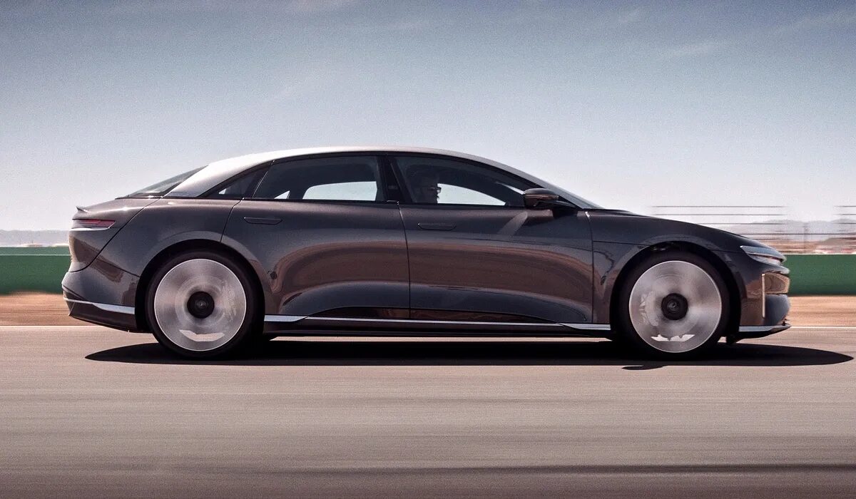 Люсид эйр электромобиль. Lucid air 2023. Lucid air. Lucid air электромобиль. Lucid air grand touring performance.
