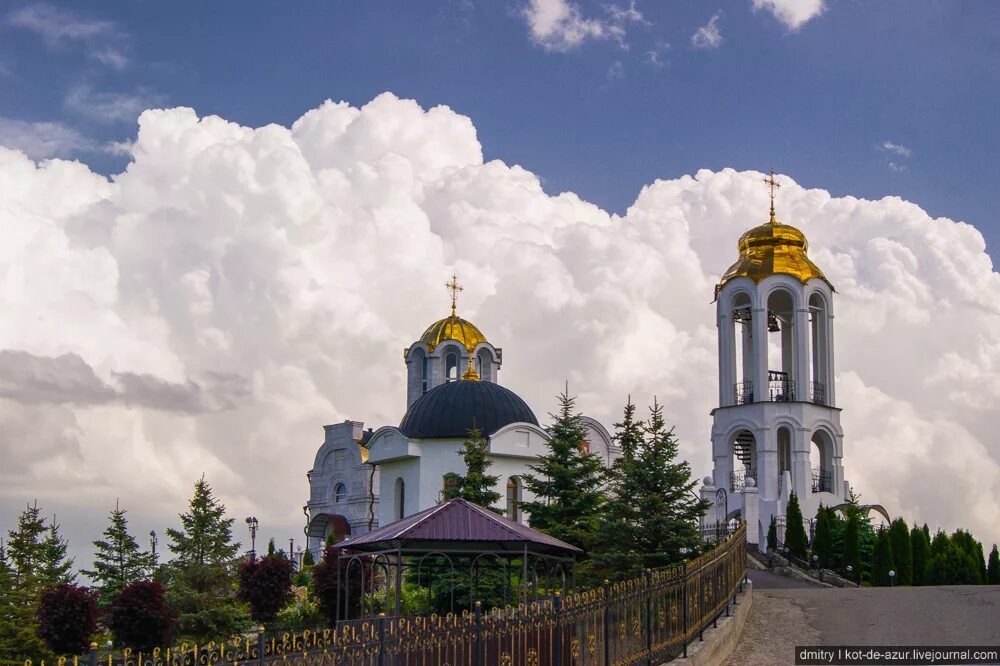 Сайт свято георгиевского. Свято-Георгиевский монастырь Ессентуки. Свято-Георгиевский женский монастырь Кисловодск. Свято-Георгиевский женский монастырь Пятигорск. Женский монастырь в Ессентуках.