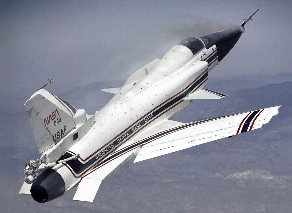 Самые интересные самолеты. X-29 самолет. Grumman x-29. Самолет Grumman x 29. Х-29 Грумман.