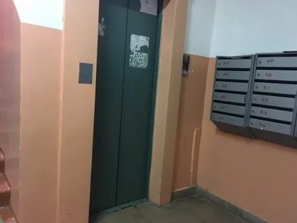 Лифт в подъезде