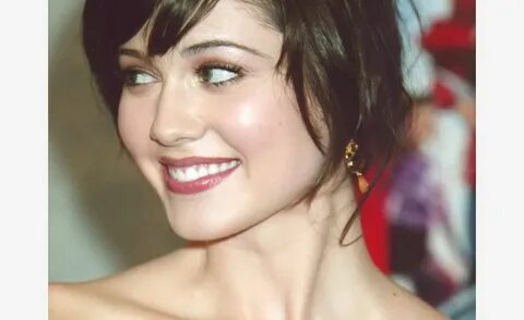 Mary hot