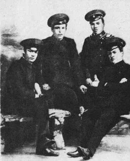 Среди товарищей