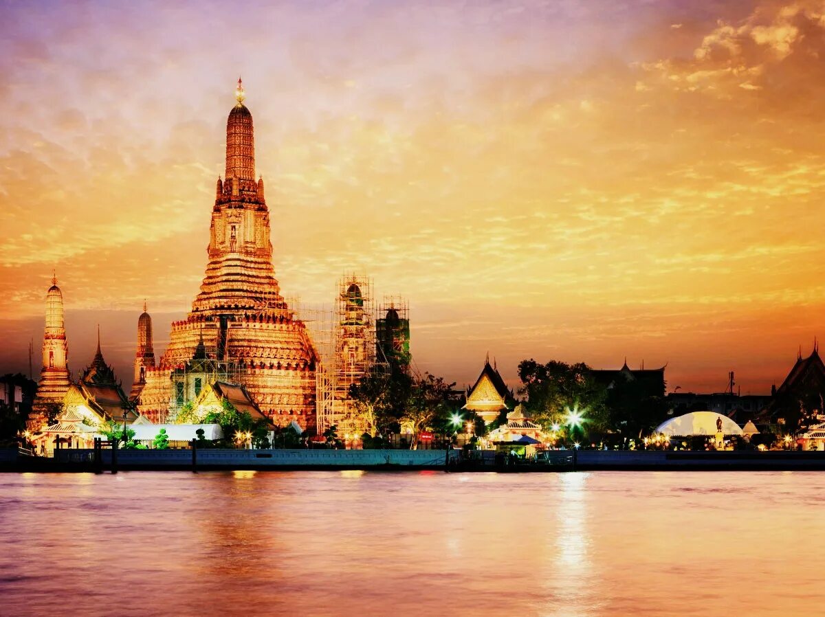 Столица Тайланда. Храм ват Арун. Бангкок город. Тайланд Бангкок.