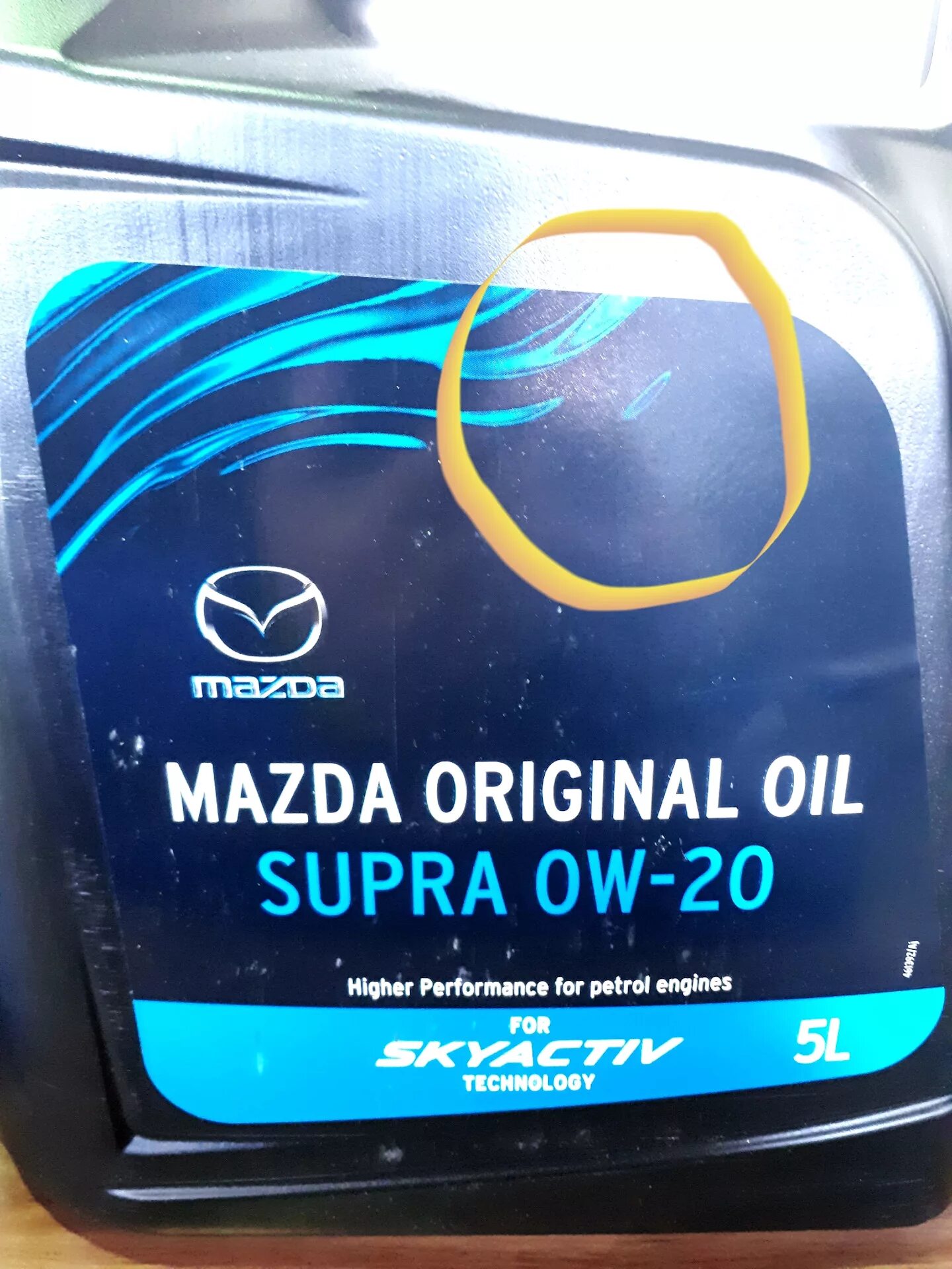 Масло мазда skyactiv. Mazda 0w20. Мазда ориджинал оил 0в20. Мазда в оригинал 0 20. Масло Mazda 0w20 допуски.