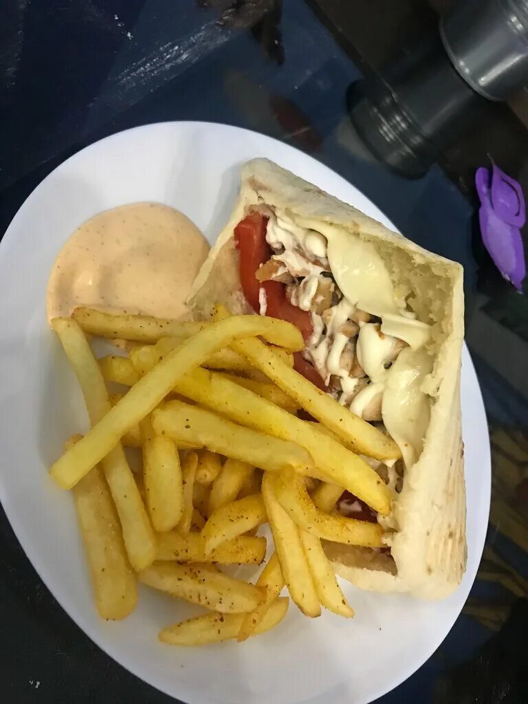 Ван гирос. Вангирос ростов. Вангирос ростов. Vangyros. Vangyros батайск.