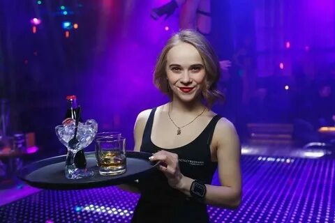 Официантка без баре