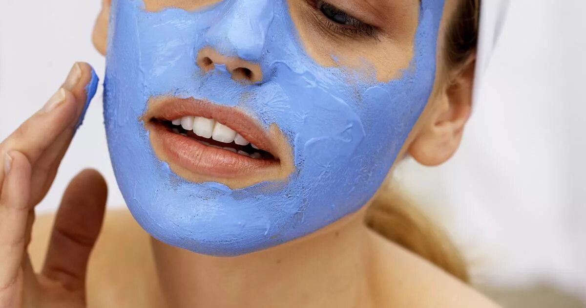 Маска косметологическая полиэтилен. Синяя Nila маска для лица. Argila. Royer cosmetique Masque visage нежная тающая маска.