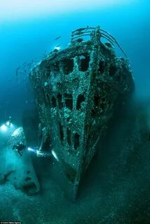 Ocean titanic