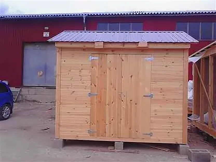 Хозблок с распашными дверьми. Хозблок с распашными дверьми