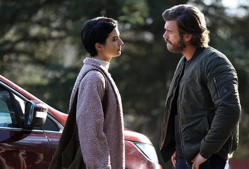 Отважный и красавица 1 серия. Cesur ve. Отважный и красавица турецкий сериал джесур сюхан. Джасур и красавица турецкий. Отважный и красавица сериал кадры.