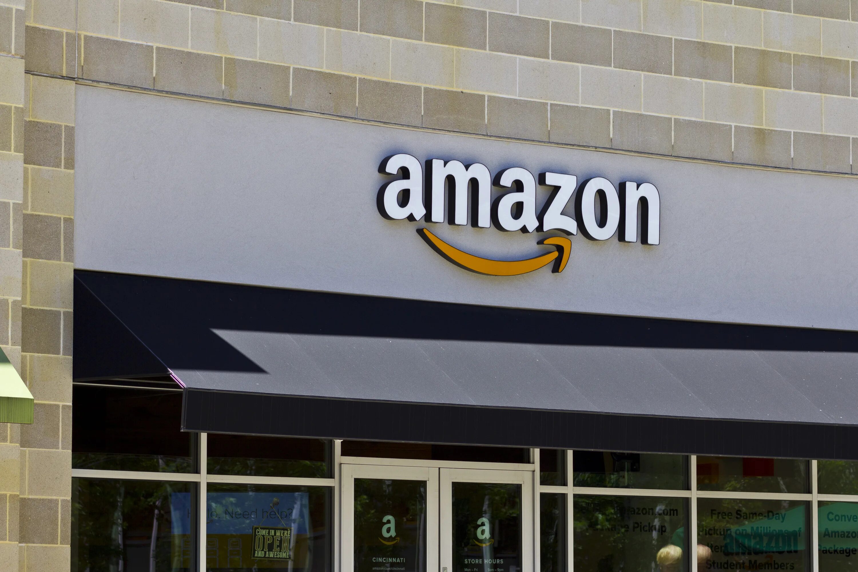 Амазон лого. Amazon game studios. Компания амазон. Компания amazon логотип. Amazon e.