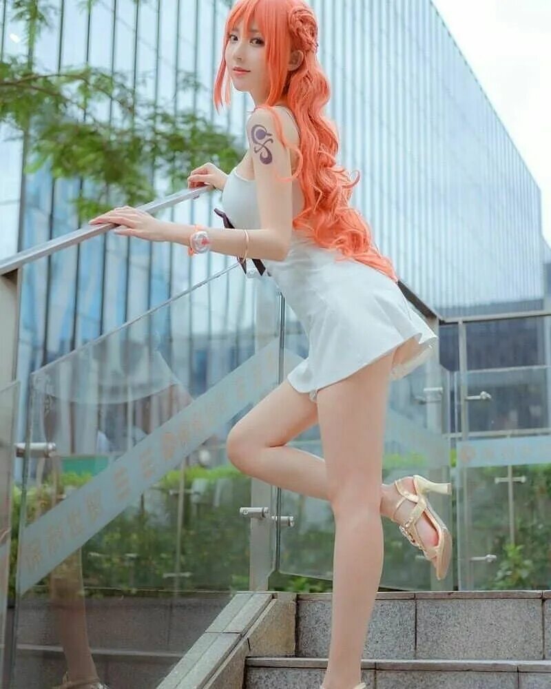 Nami cosplay. Nami Swan косплеерша. 浅浅Asaki косплей.