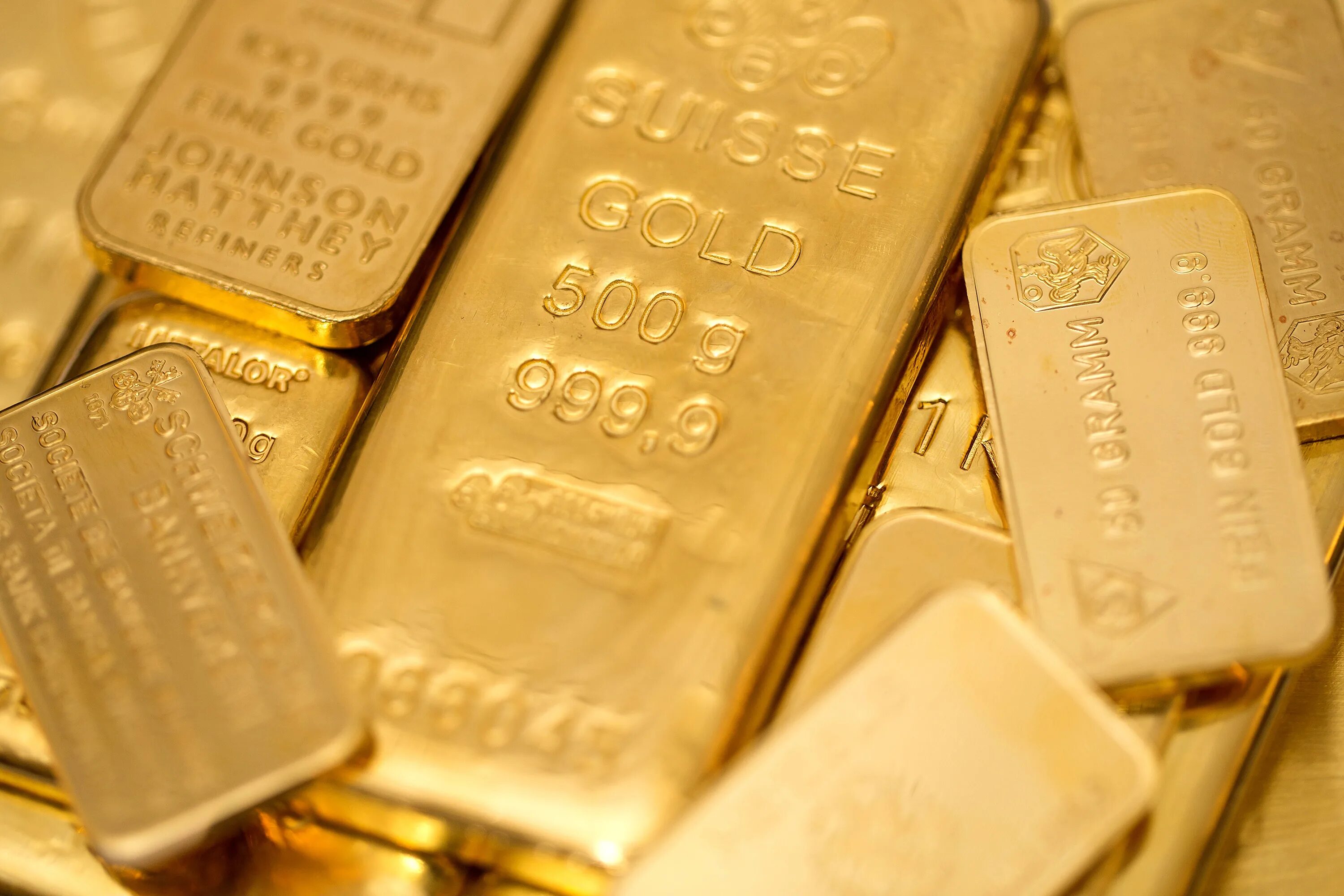Инвестиции в золото. Gold Bullion мышка. Золото фор. Золото цена.