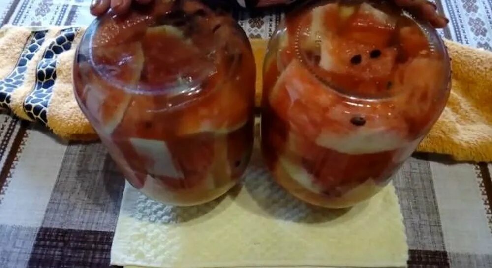 #Капуста pickled for the winter To prepare you will need: * Cabbage - 2.5 kg. * 