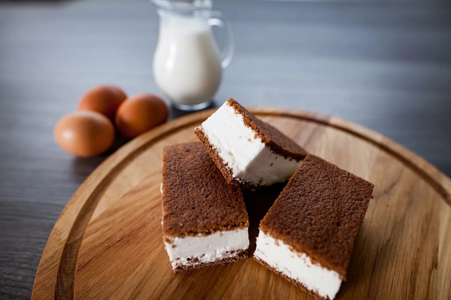 торт киндер пингви молочный ломтик. шоколадные пирожные киндер слайс. киндер пингви молочный ломтик. пирожное киндер милк слайс 28г. пирожное milino 30г.