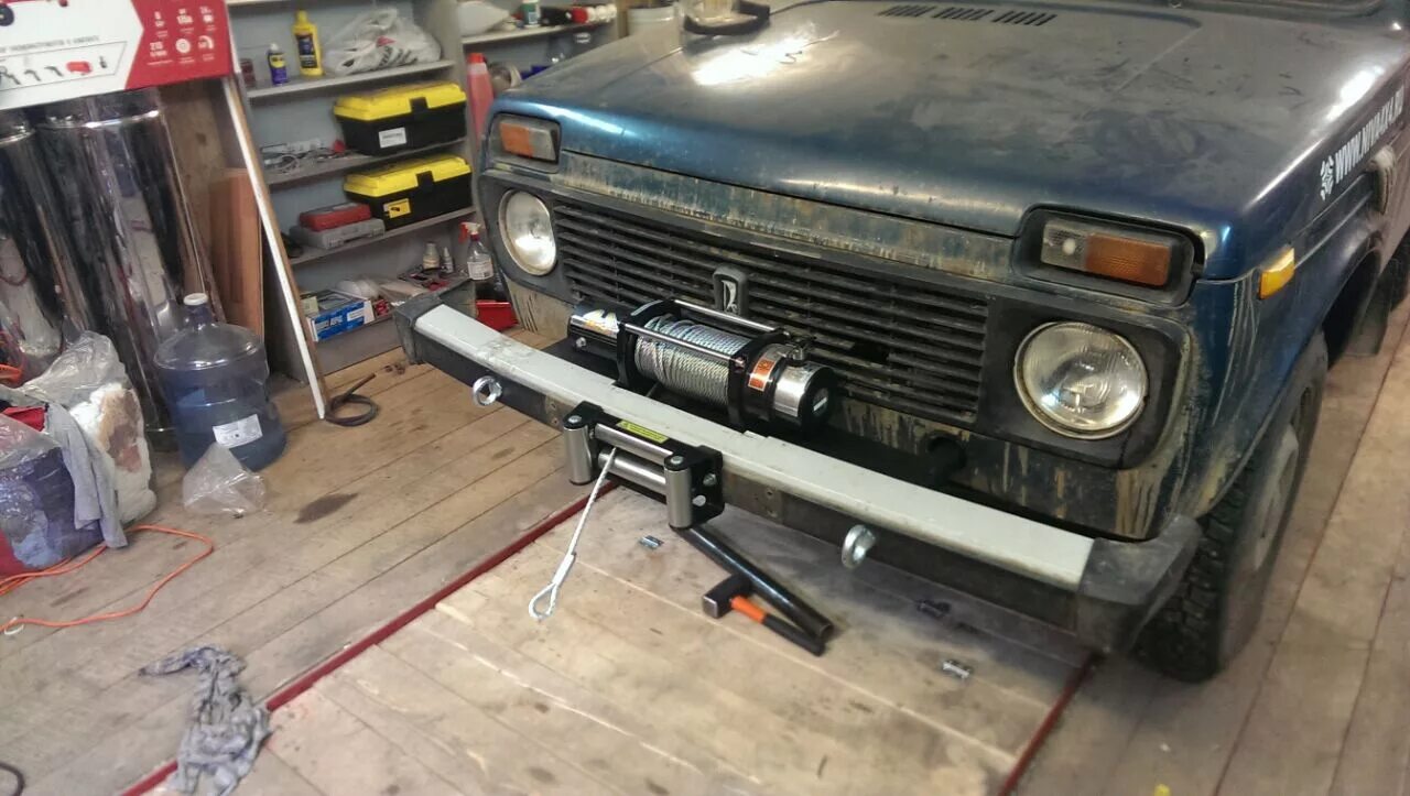 Установка Лебедки Electric Winch 9500 - Lada 4x4 3D, 1,6 л, 1982 года тюнинг DRI